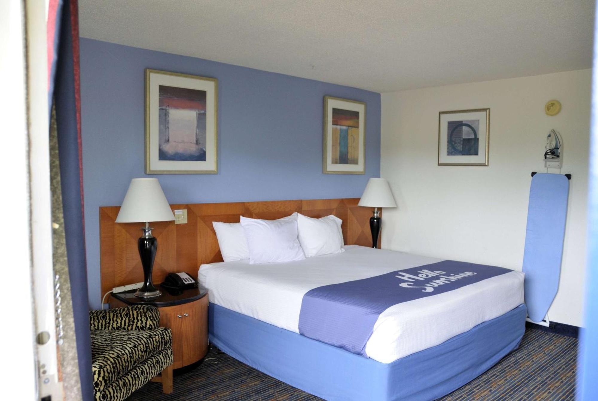Days Inn By Wyndham Luray Shenandoah Esterno foto