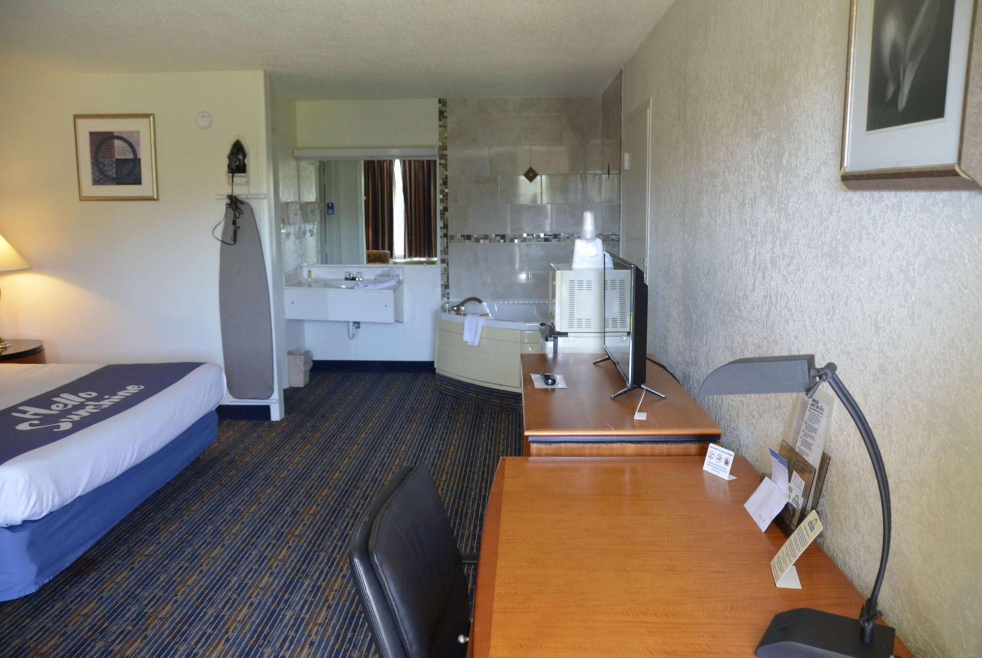 Days Inn By Wyndham Luray Shenandoah Esterno foto