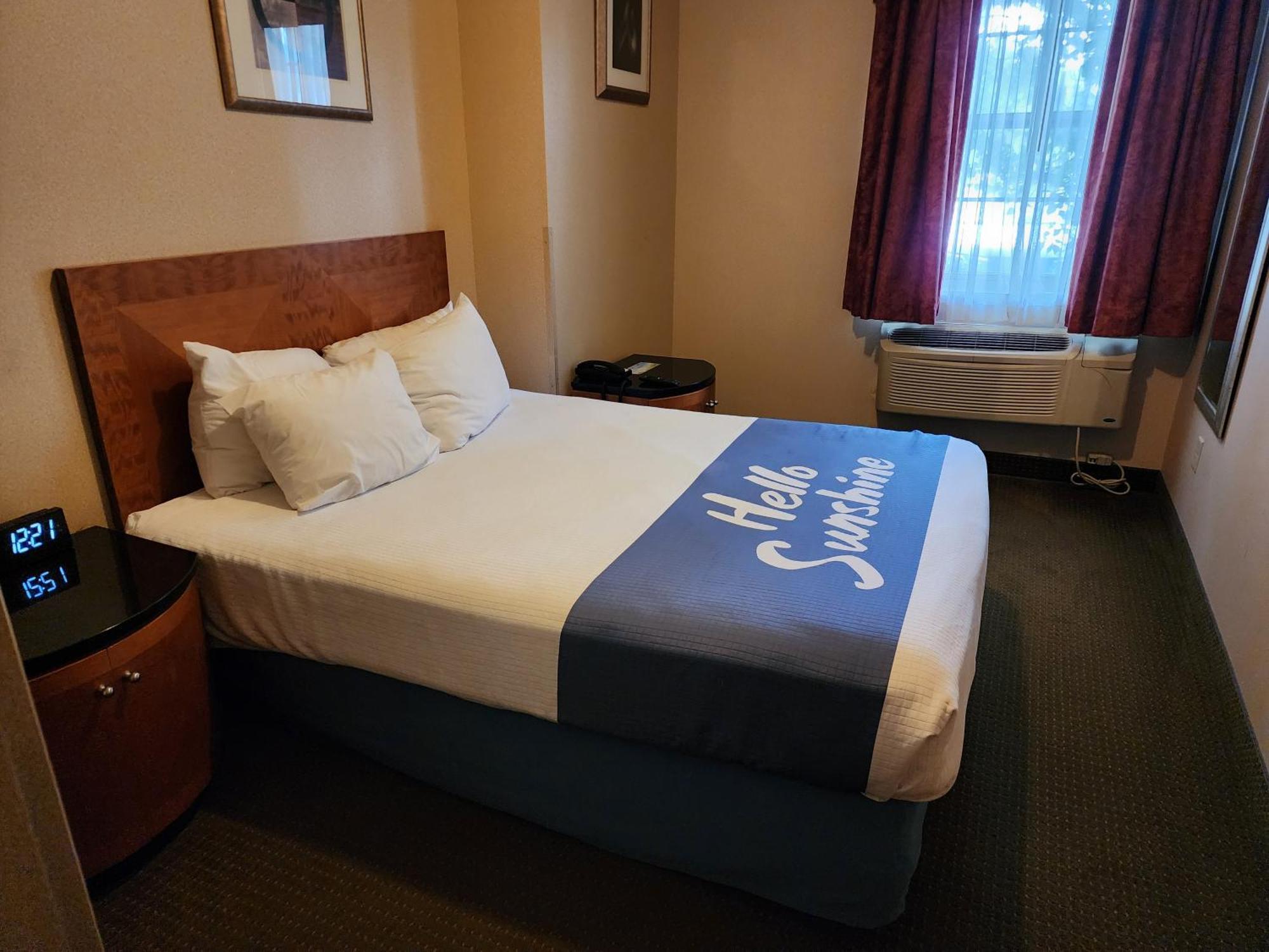 Days Inn By Wyndham Luray Shenandoah Esterno foto