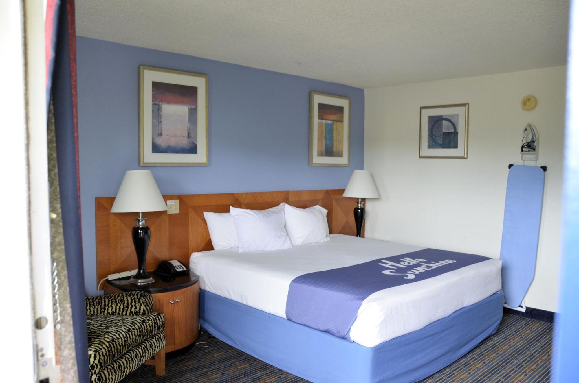 Days Inn By Wyndham Luray Shenandoah Esterno foto